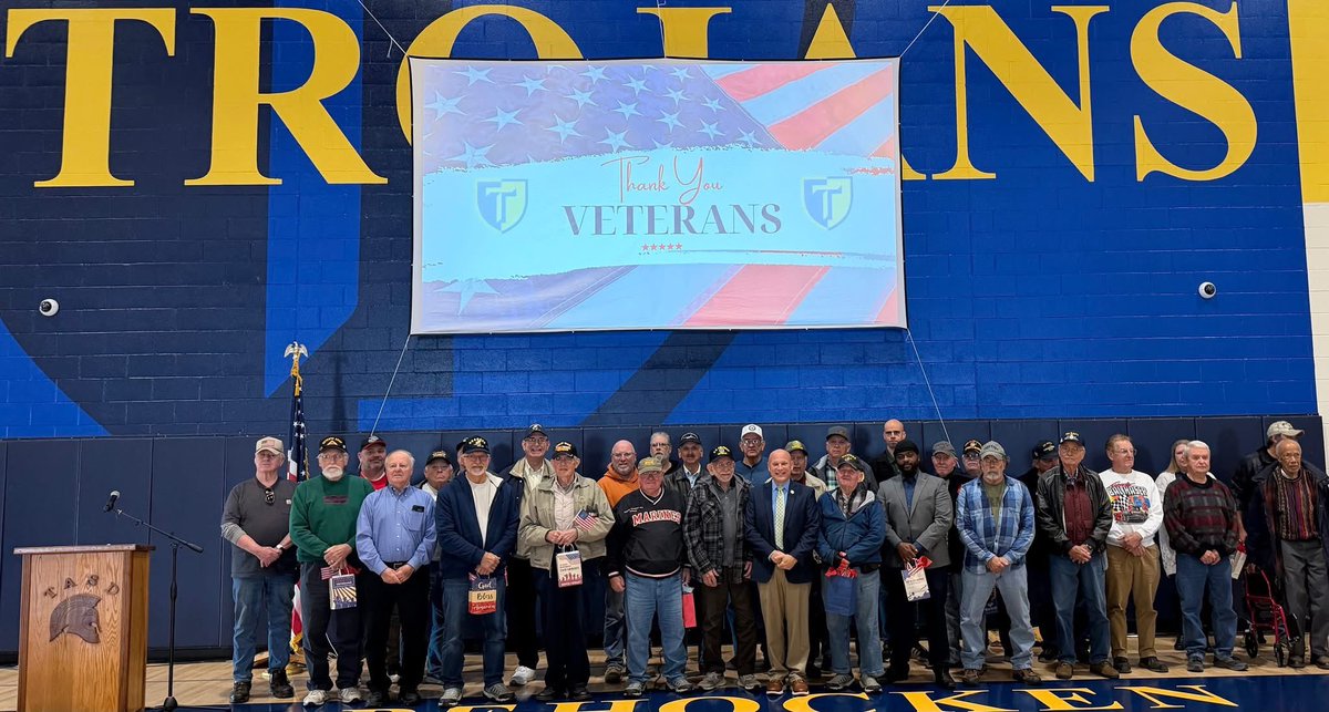RepWeaknecht's tweet image. Honored to speak at Tulpehocken Area High School’s Veterans Day assembly. Grateful for our veterans’ service and for the school’s commitment to teaching the next generation. 🇺🇸