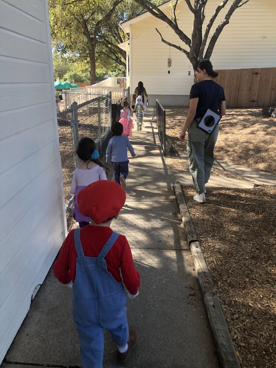 LearningPerch's tweet image. At Learning Perch ABA, we go wherever kiddos learn best.  Whether that is at home, in the community, or even right inside their daycare!

Different places, same mission: helping every kiddo gain confidence, connect, and shine.

#learningperchaba #abatherapy #earlyintervention