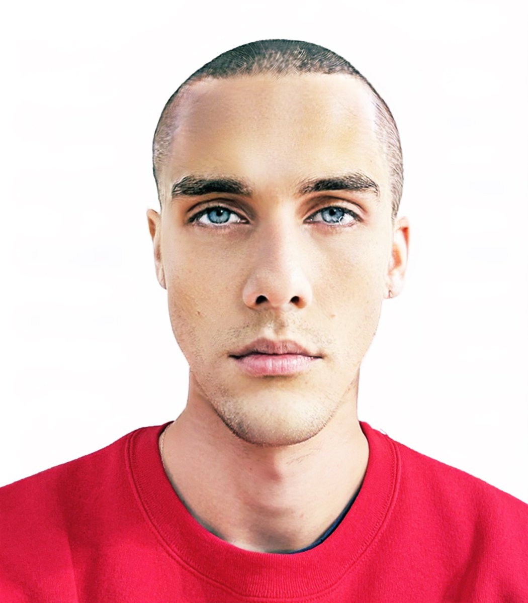 matthwatson's tweet image. when your ryancel homie says something so mattphobic you gotta hit em with that watson stare