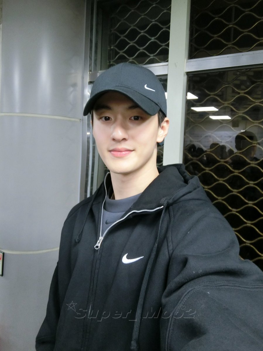 super_moo2's tweet image. 📷: 카시오 엑슬림 EX-TR50
#쇼트트랙 #장성우