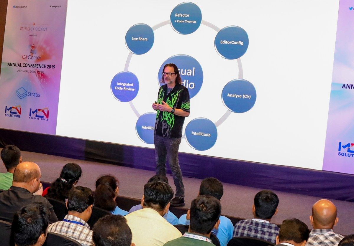 realDotNetDave's tweet image. Do you have a question about software engineering or boosting your career? 🚀 dotNetDave is here to help! Submit your question using the link below, and it might be featured in an article or video on dotNetTips.com! 💡🎥 
bit.ly/AskDotNetDave
#SoftwareEngineering