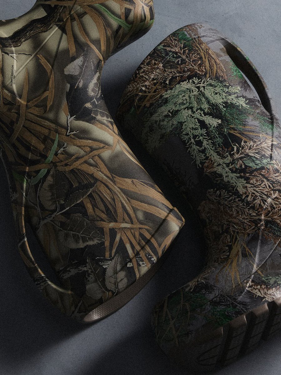 ExtraButter's tweet image. Crocs Mens RealTree Hydra Boot

Releasing Thursday, November 20th

Availability: FCFS at our LES location.