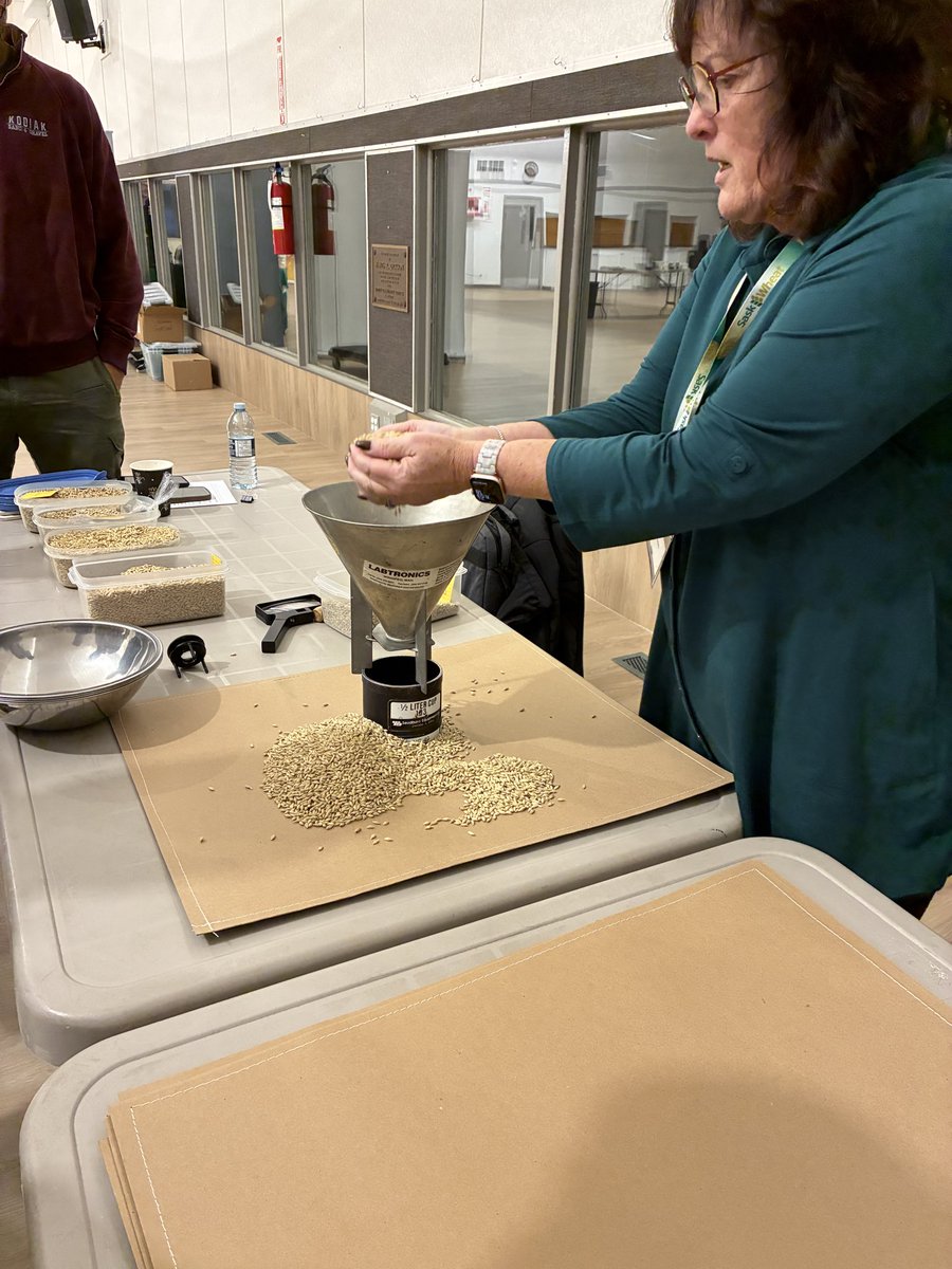Grainwatchdog's tweet photo. What a great day at grade school @SaskWheat https://t.co/jlQshKdClk