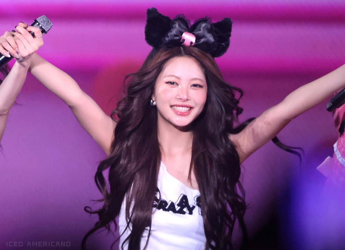 picseunchae's tweet image. I’m tearing up 😭😭