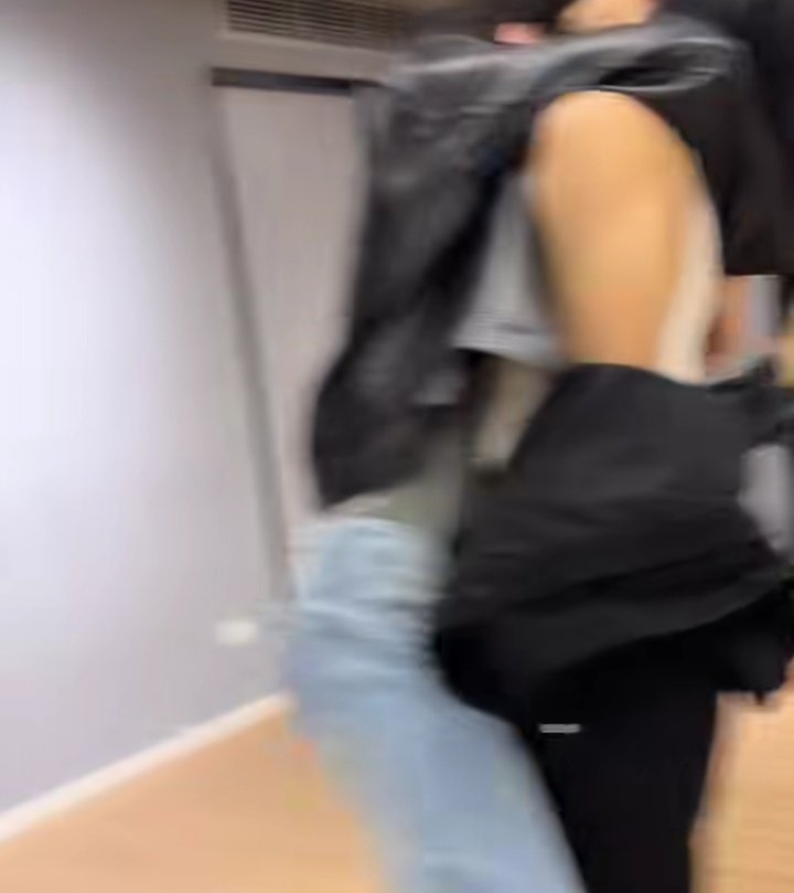 sleptonscene's tweet image. oh.. surfjava 😣
#surfjava #swensurf #javabh