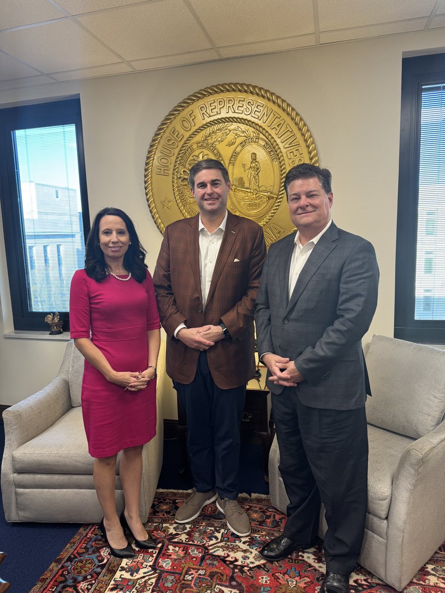 Great meeting yesterday with <a href="/PalmettoPromise/">Palmetto Promise</a> leadership, Dr. Oran Smith and President Wendy Damron. I appreciate their continued partnership and their commitment to expanding opportunity for South Carolina families.