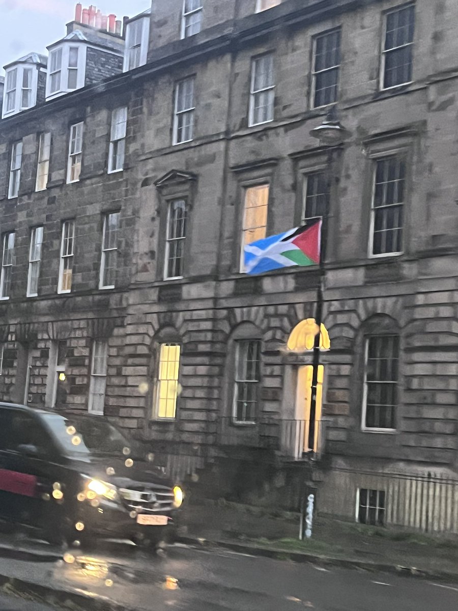 Centre of Edinburgh what’s the fucks this country coming too