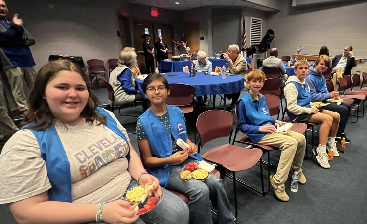 clevecityschool's tweet image. Cleveland Middle School hosted this month’s Breakfast with the Board. School Board members, CMS administrators, and student ambassadors shared a great start to the day.
#BuildingChampions #BuildingCommunity
