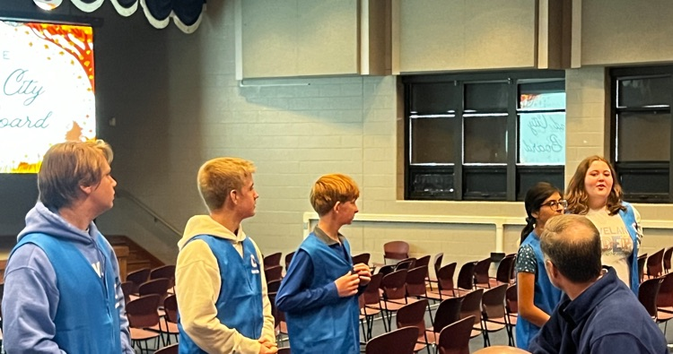 clevecityschool's tweet image. Cleveland Middle School hosted this month’s Breakfast with the Board. School Board members, CMS administrators, and student ambassadors shared a great start to the day.
#BuildingChampions #BuildingCommunity
