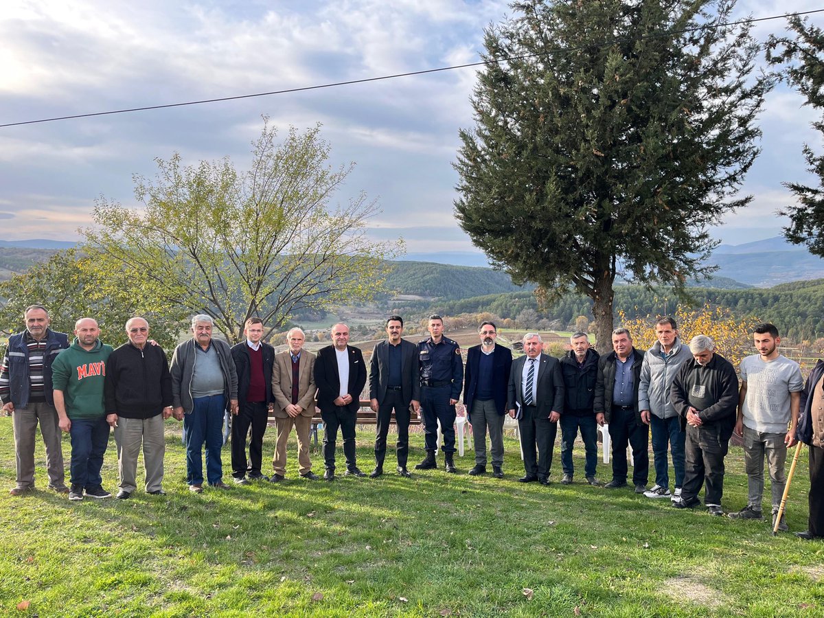 Kaymakamımız Sayın Ali Emre TEKİN;

📍Değirmençay
📍Köklüyurt 
📍Kıyan
📍Sarpun

köylerimizi ziyaret ederek, vatandaşlarımızla bir araya geldi.