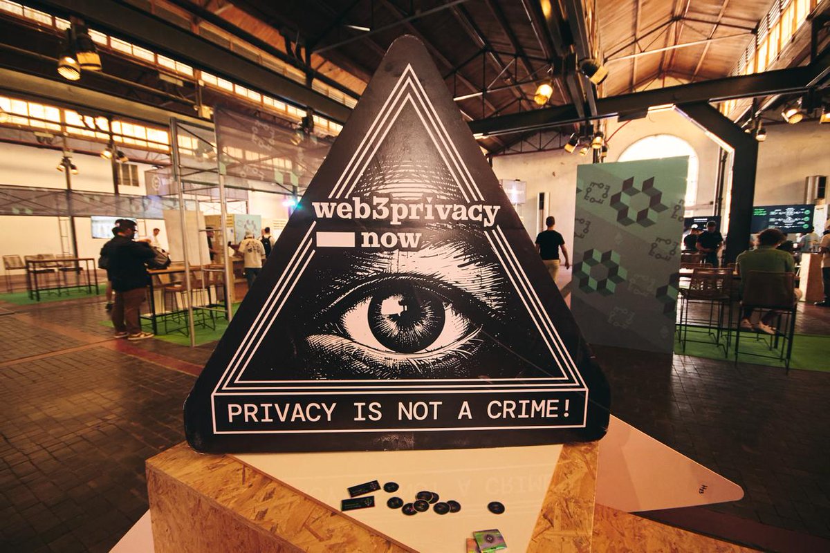 EFDevcon's tweet image. Discover the teams building the future of private:

Usable Ethereum at the Privacy Community Hub. 🔑

Stop by throughout the week for zk workshops, protocol demos, privacy UX testing, open Q&amp;amp;A, and conversations with researchers and developers pushing the field forward.