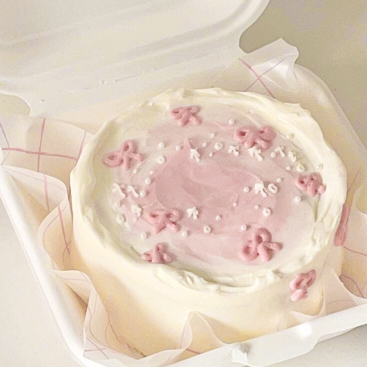 Jenied's tweet image. ᅠㅤ

    🎂✨, 

 |  𝗵𝗮𝗽𝗽𝘆 𝗯𝗶𝗿𝘁𝗵𝗱𝗮𝘆, May your heart stay light, and may your life unfold every moment it has long been waiting to meet.  @Soheew @Kapel @ssoheeq 
ᅠㅤ