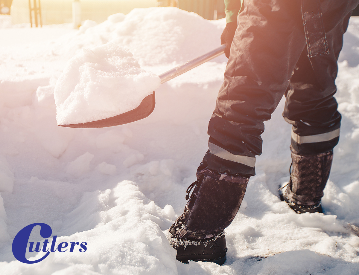 CutlerCleaning's tweet photo. The forecast says icy conditions, and even snow, in some areas of the country for the rest of the week ❄️

We've got all the Winter Essentials to keep you protected. Stock up now and stay safe!

https://t.co/6c4LkFRBL4

#Cutlers #Caswellsgroup #Winter #Essentials #PPE https://t.co/kA1dx1vexy