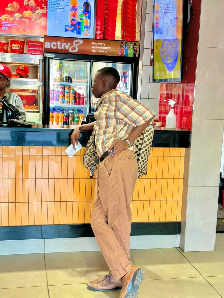 "Kasi ma potatoes acho achiri kumunda here,kunonoka kudaro"😂