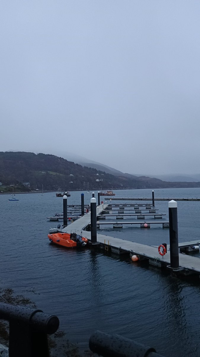 UllapoolBookshop tweet media