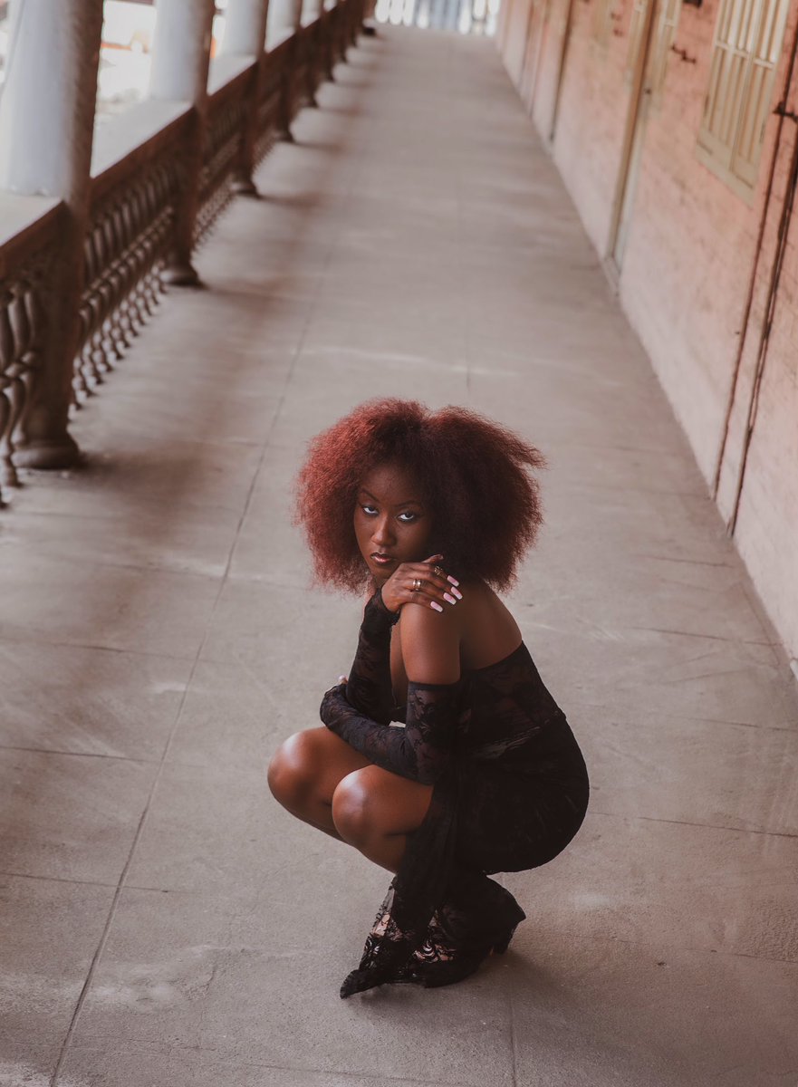 ImageDeity's tweet photo. Sela pose 🥶
📸
#photos #photograghy https://t.co/SCTFghmpfj