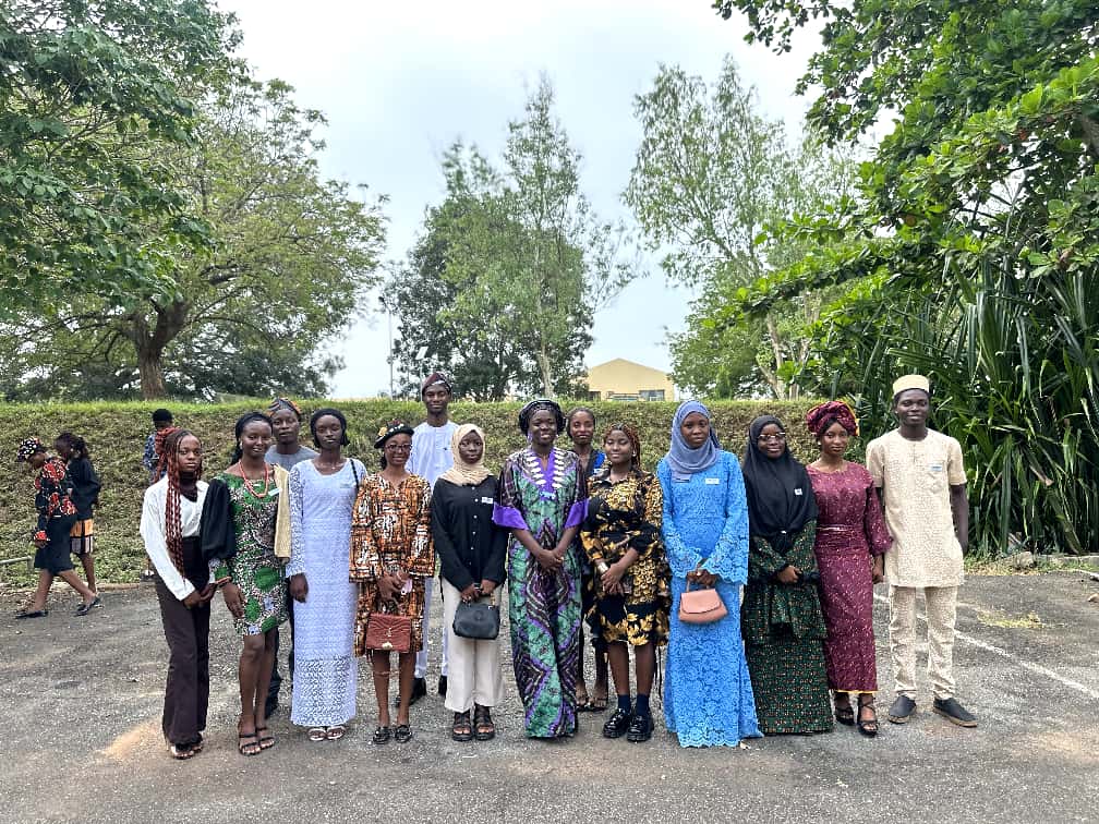 jcinfunaab's tweet image. Money talks that truly matter!
Thank you, Amb. Owoyale Kikelomo, for breaking down how to earn, spend, and save smarter!

#GA
#PACE
#ELV8
#JCINFUNAAB
#JCINigeria