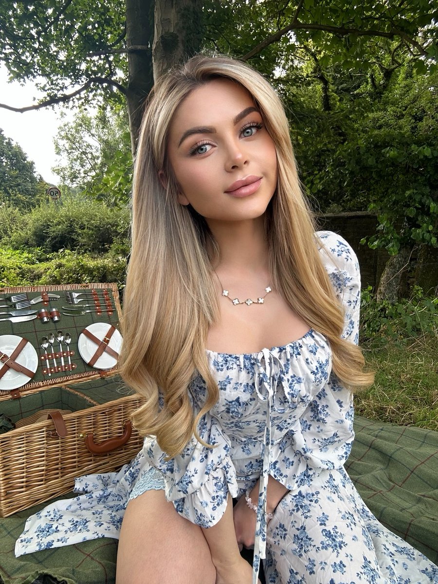 Lily 🌷 tweet media