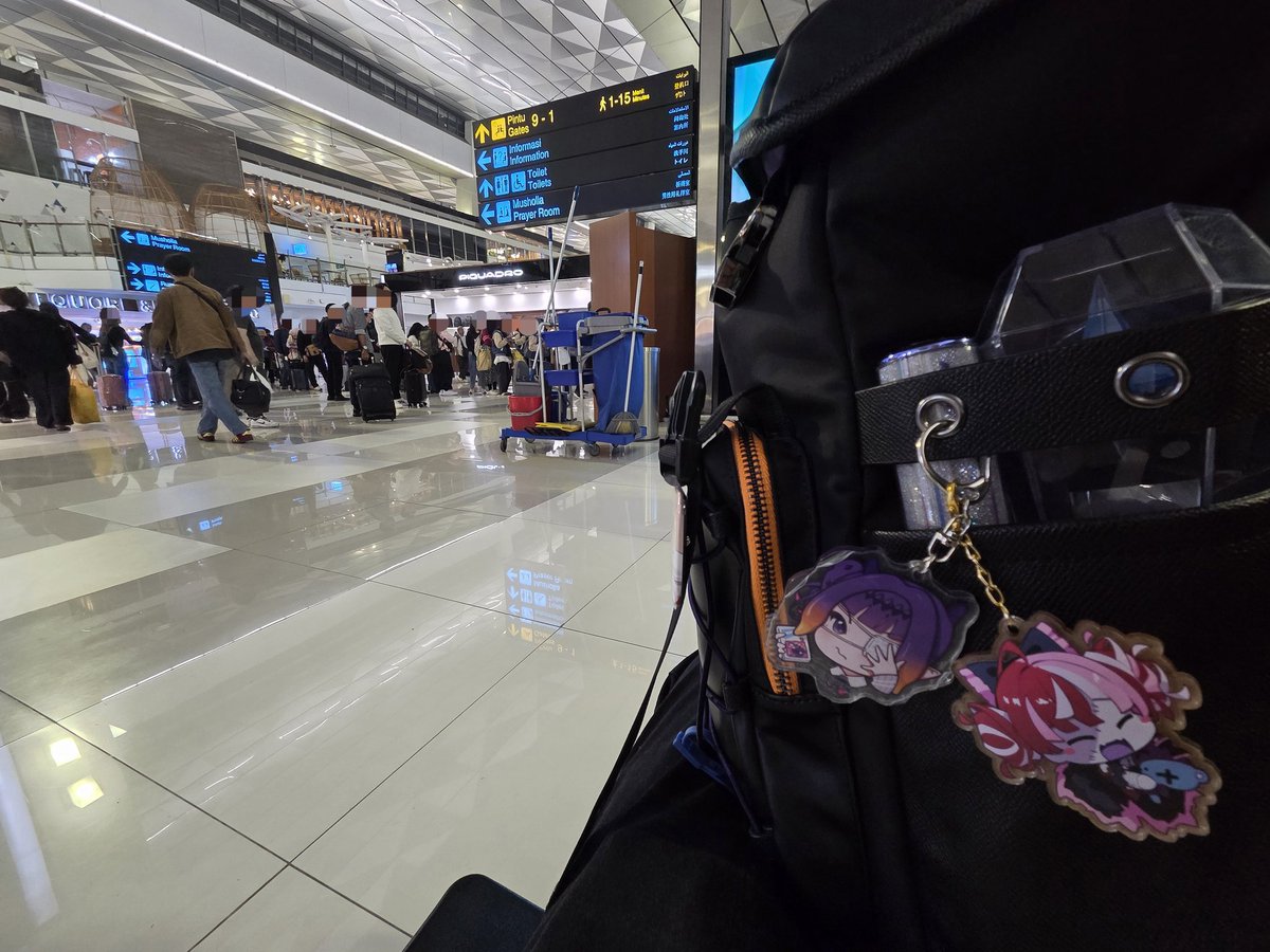 MonkeybaconW's tweet image. Goodbye Indonesia. I&apos;ll return some day.
#takotime #ZOMRADE