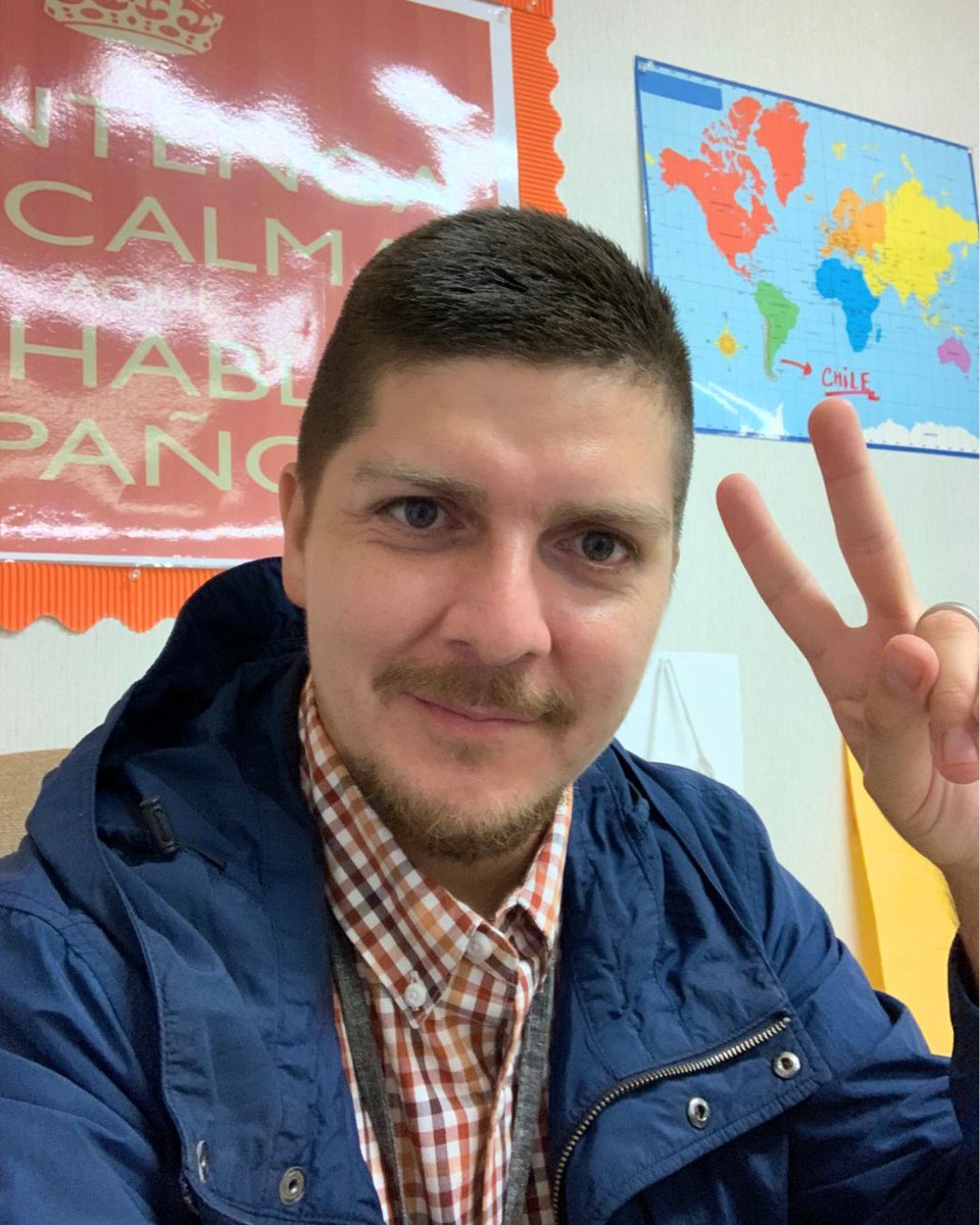 codepted's tweet image. For Teacher Tuesday, we&apos;re highlighting 5th grade teacher Carlos Ruiz-Chavez. He teaches at Riverview School, a dual-language school in @RoaringForkSD. When not teaching, Carlos enjoys spending time outdoors and is a huge music fan who loves collecting vinyl albums.