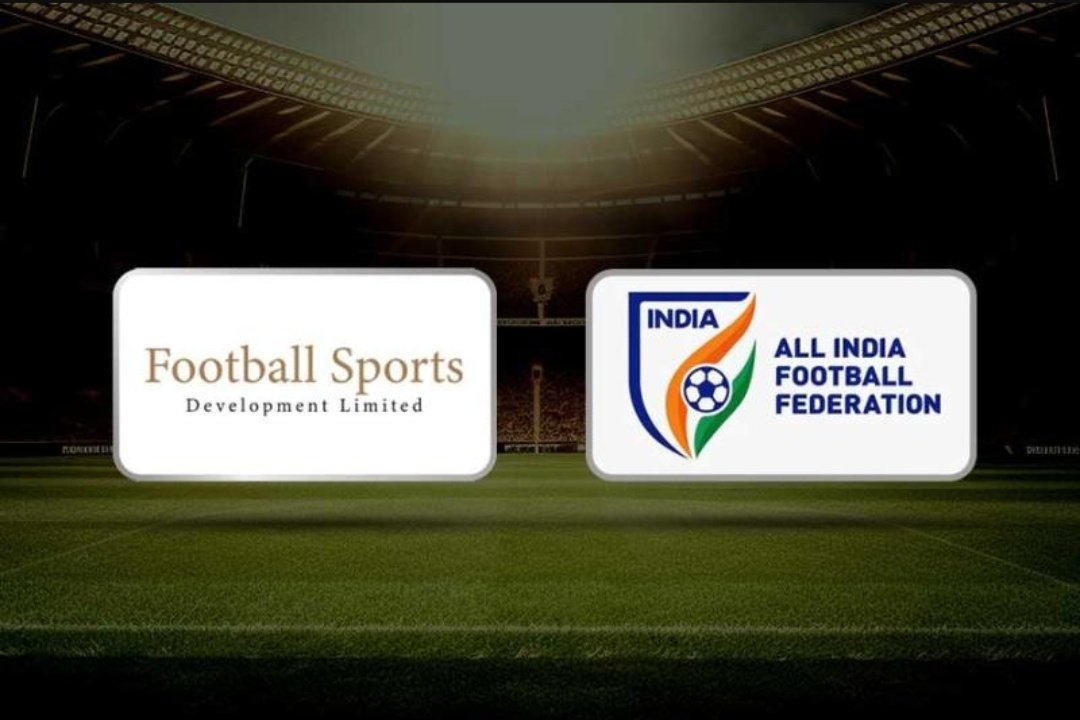 INDIAN FOOTBALL is Officially Dead
 
Kudos to the highly corrupt officials of AIFF, the evil FSDL and of course the Super corrupt football agents &amp; Franchise Owners... All your efforts for the downfall of #Indianfootball will be written in GOLDEN LETTERS 🙏

#IndianFootball