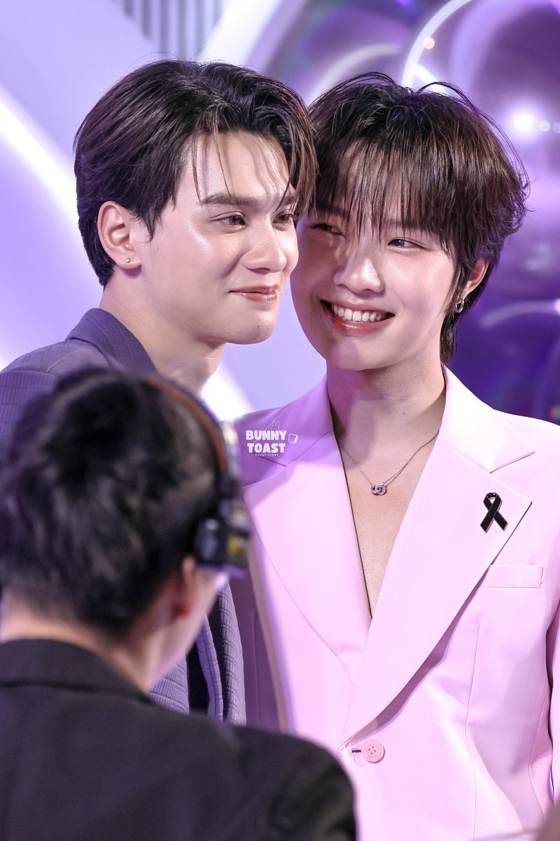 nymphpink's tweet image. Indah bangetttt#OnezelaXKengNamping