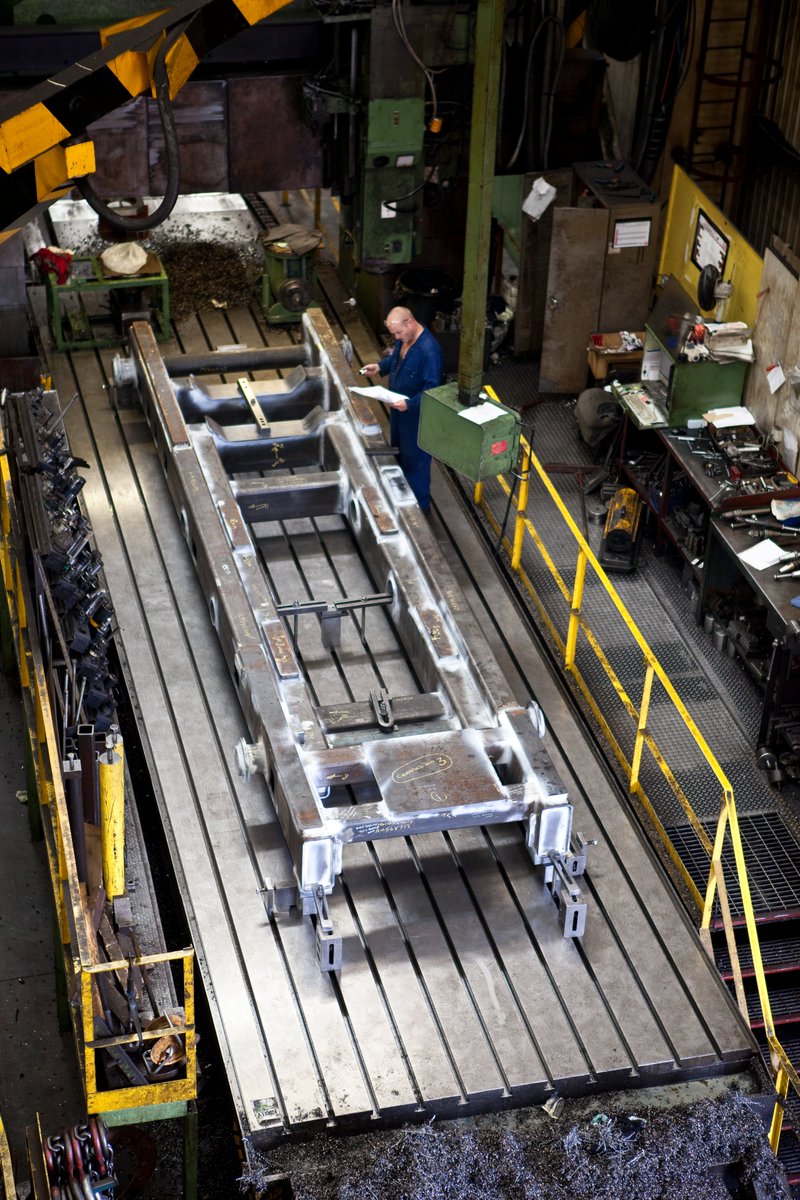 TeesComponents's tweet image. 💡The NUM CNC control ensures precise &amp;amp; reliable performance, while the impressive travel dimensions guarantee accuracy and efficiency in every operation

#AnotherTeesComponent #PrecisionMachining #LargeScaleMachining #HeavyMachining #CNCMachining #Machining #LinePlanoMille
[3/6]