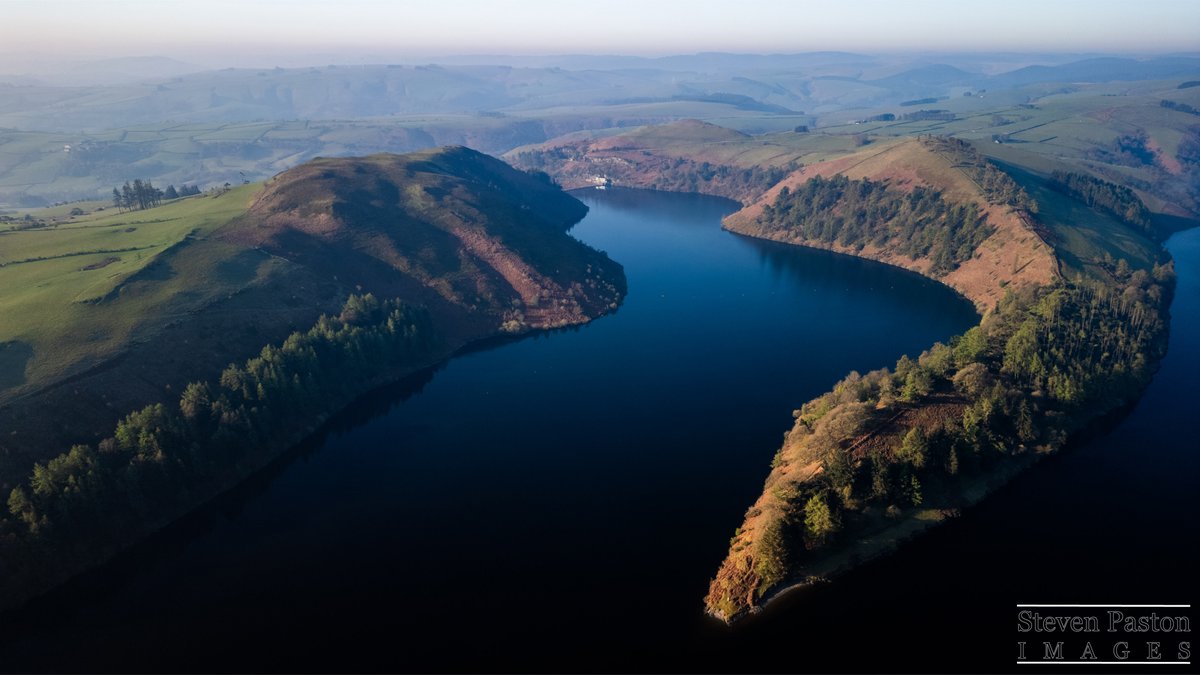 StevenPaston's tweet image. A view of Clywedog Reservoir Viewpoint in Wales on road trip back in April @DJIGlobal @StormHour #Mini3Pro