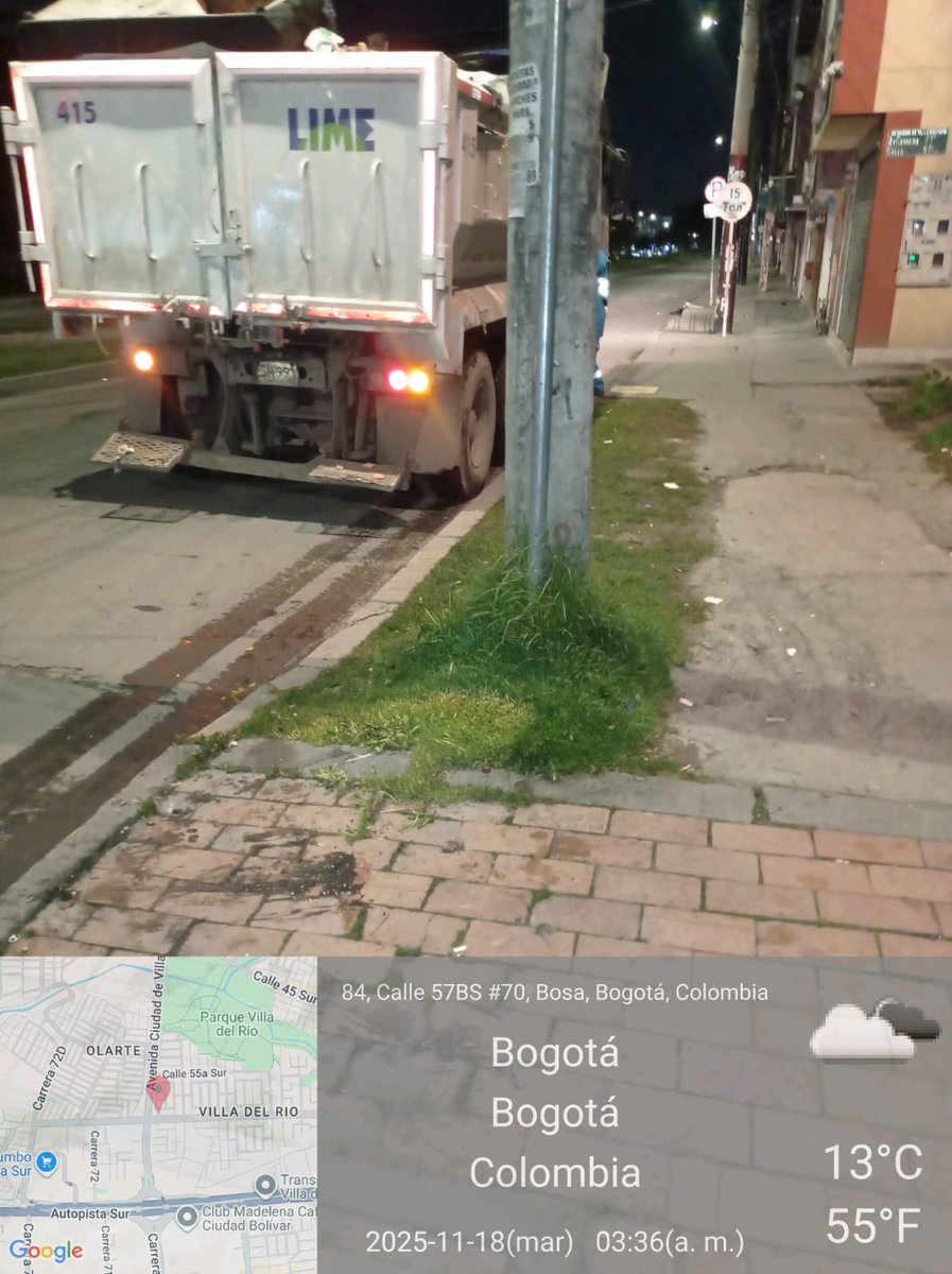 Uaesp's tweet photo. Anoche se atendió el punto por el operador LIME. Recordamos que los residuos voluminosos deben entregarse en los Ecopuntos habilitados en la ciudad o gestionarse a través de la Línea 110. Cuidar el espacio público es un trabajo en equipo para que Bogotá se vea mejor. https://t.co/VwSUViASJL