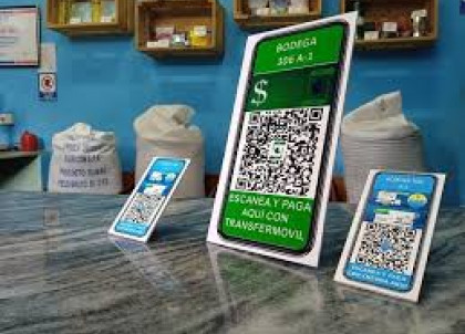 DiarioMayabeque's tweet photo. #Mayabeque por un mejor funcionamiento del #pagoelectrónico
Frente al contexto actual, el pago electrónico se presenta como una necesidad para los lugareños que tienen sus salarios en tarjetas magnéticas.
#FormasDePago #JuntosPorElDesarrollo #JuntosPorMayabeque https://t.co/lpLjhO4DZt