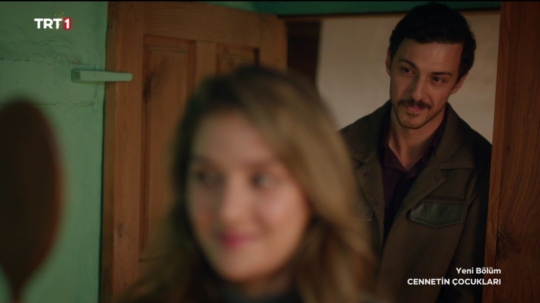 grafikermc's tweet image. Bu evdeki en güzel şeye bakıyorsun şuan ...
#AdSez #CennetinÇocukları 
Dün yine o güzel aşkları ile geceye damga vurdu güzel ciftim ❤️