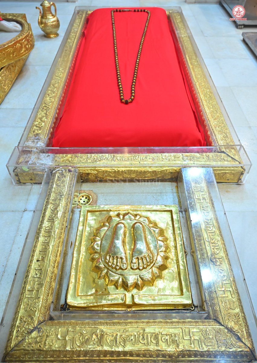 SSSTShirdi's tweet image. *!! ॐ साई राम !!*
*श्री साईबाबा संस्थान विश्वस्त व्यवस्था,शिर्डी*
*!! ॐ Sai Ram !!*
*Shri Saibaba Sansthan Trust, Shirdi*
≈≈≈≈≈≈≈≈≈≈≈≈≈≈≈≈≈ 
*आरती :- शेजारती*    
*मंगळवार १८ नोव्हेंबर २०२५*  
*Aarti :-Shejarti*
*Tuesday 18 Nov 2025*