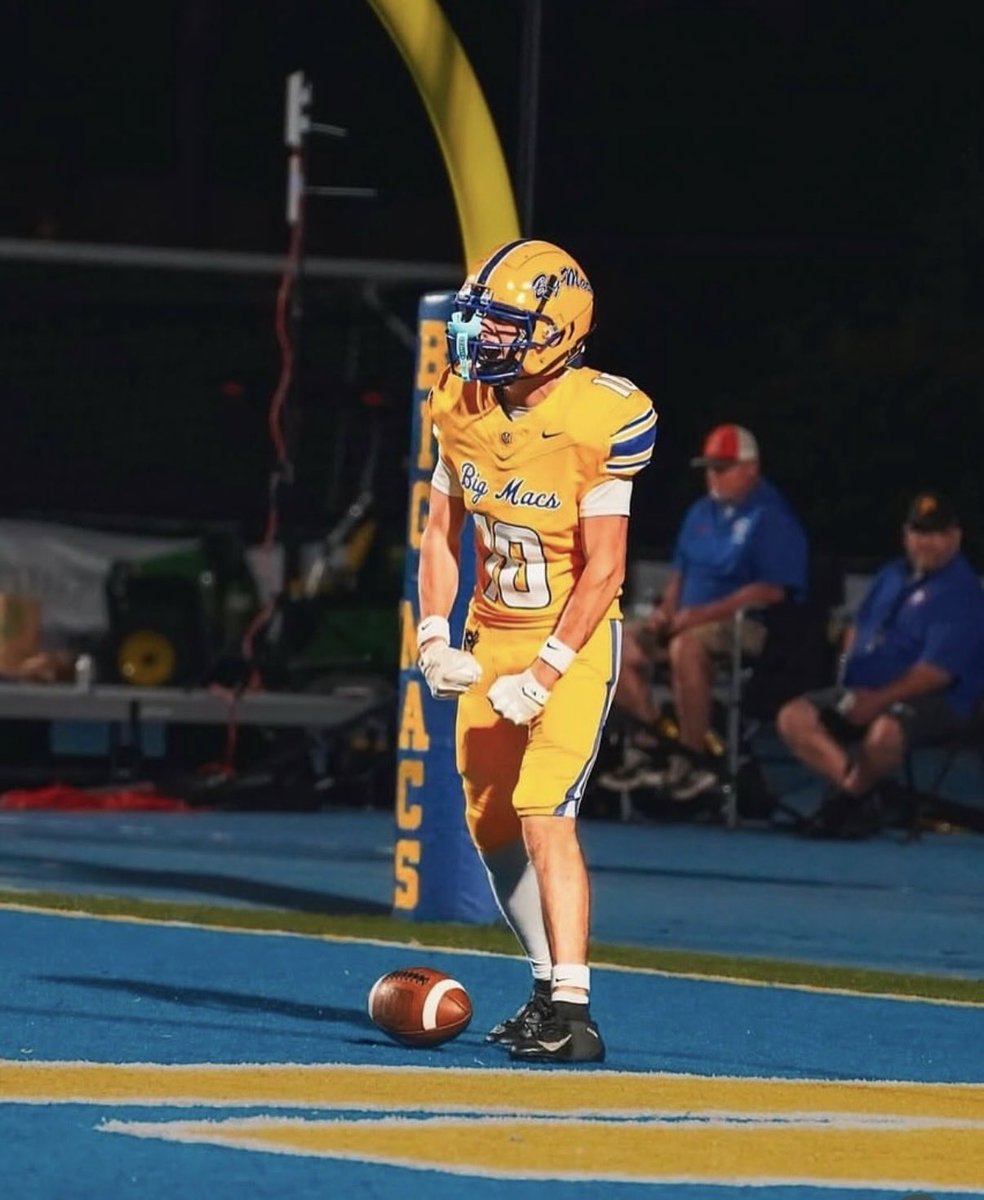 Coaches, my Hudl link's are below where you can view my Junior and Senior year highlights.  If you are looking for any 2026 WR's and want to reach out, my contact information is in my profile.  Thank you.

Ethan Campoli
6'1 / 180 lbs
4.6 40
3.8 GPA

WPIAL 6A - 1st Team
