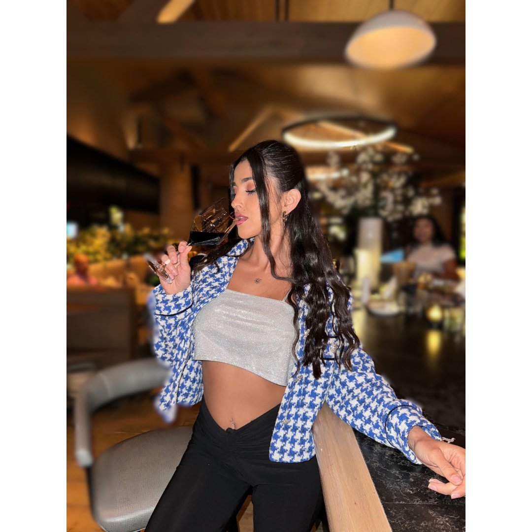 marqueeimage's tweet image. MIM Gabriela stands out while representing a new Restaurant and Lounge in Miami, FL.
#MiamiModels #FloridaModels #PromoModels #Miami #Miamimodelingagency #Floridamodelingagency #flmodels #miamipromomodels #flpromomodels #makeyourmarq #promomodelingagency #promotionalmodels