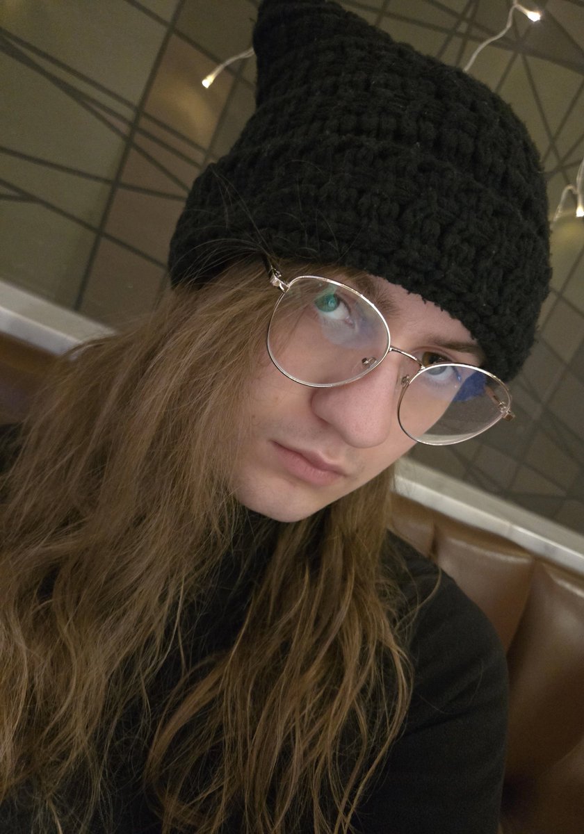 Juno☕🦌 (@junoposting_) on Twitter photo 