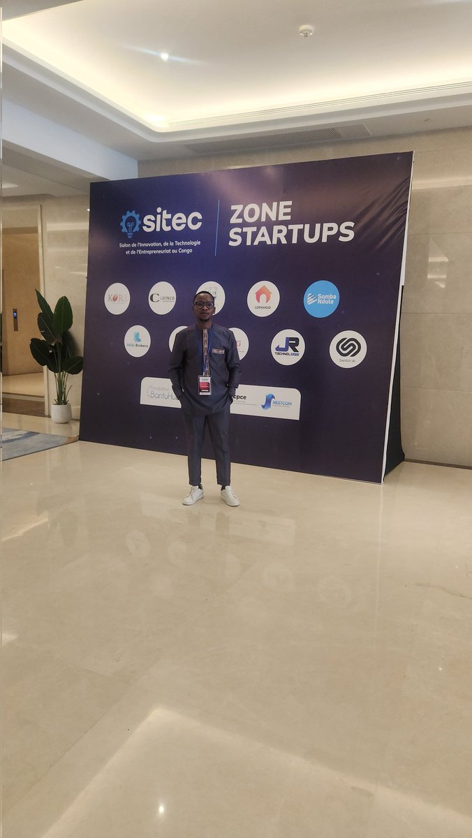 Bonjour à tous ! Je reviens ici avec quelques clichés du jour 1 de ma participation au <a href="/SalonSITEC/">SITEC</a> 2025 piloté par la FDT <a href="/bantuhub/">Fondation Bantuhub</a>. Après 2 jours de formation, ce salon, qui a réuni pendant 2 jours plusieurs jeunes Congolais, a porté sur des thèmes intéressants.
Cc #techcongo