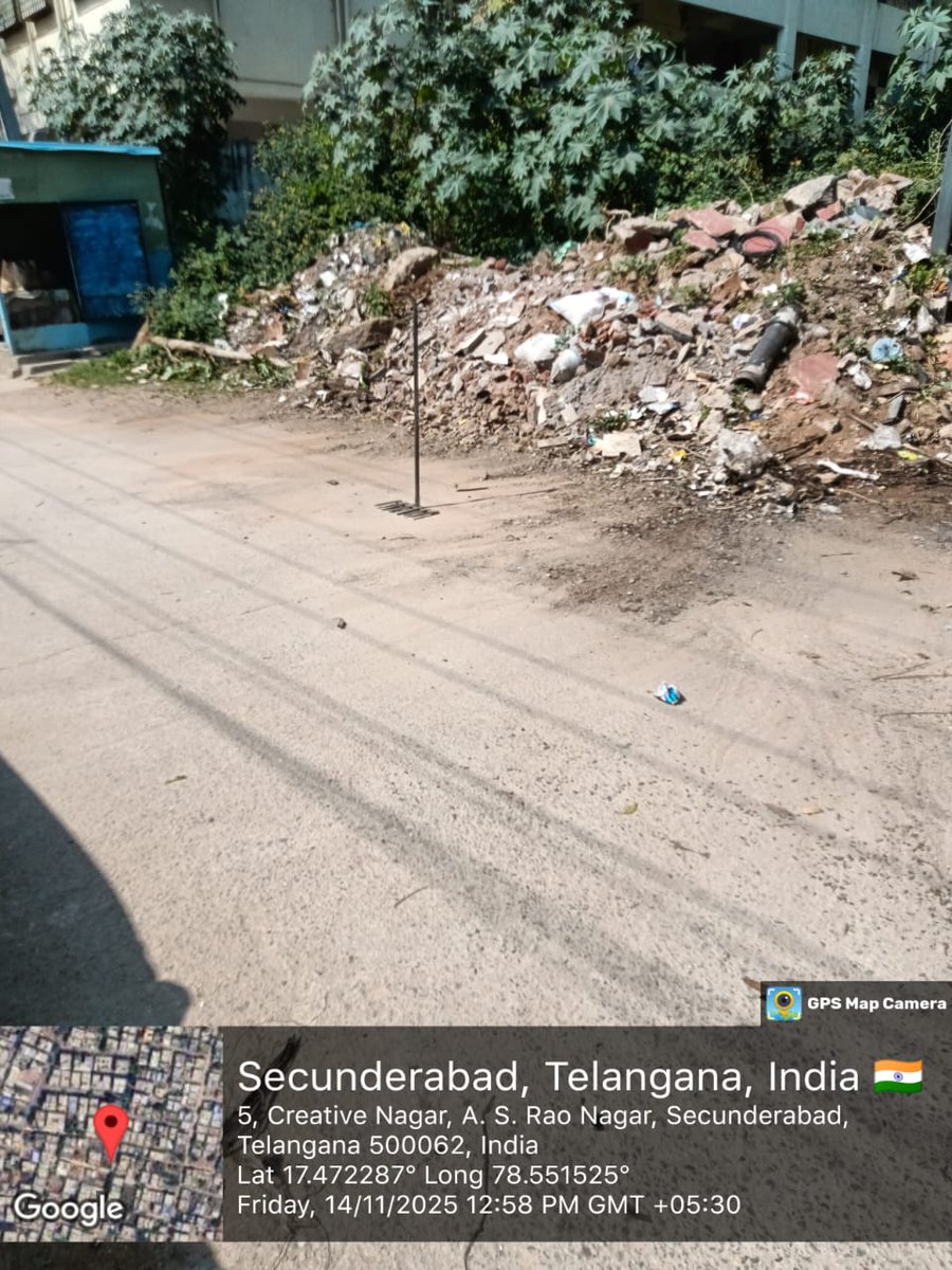 amoh_c28's tweet photo. @SHIVA14055868 @GHMCOnline Good evening sir sanitation team attended the complaint https://t.co/zKvJN6Y2iT