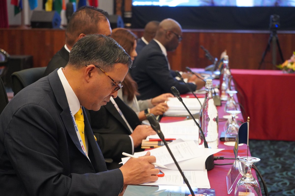 commonwealthsec's tweet photo. Senior officials gathered at the 10th Commonwealth Youth Ministerial Task Force ahead of the 5th Global Youth Work Conference in Malaysia.

Ministers and leaders reaffirmed youth as drivers of change across the Commonwealth and championed sustained investment in young people.

Read more 🔗 https://t.co/RbqiI69VbP

#GYWC2025