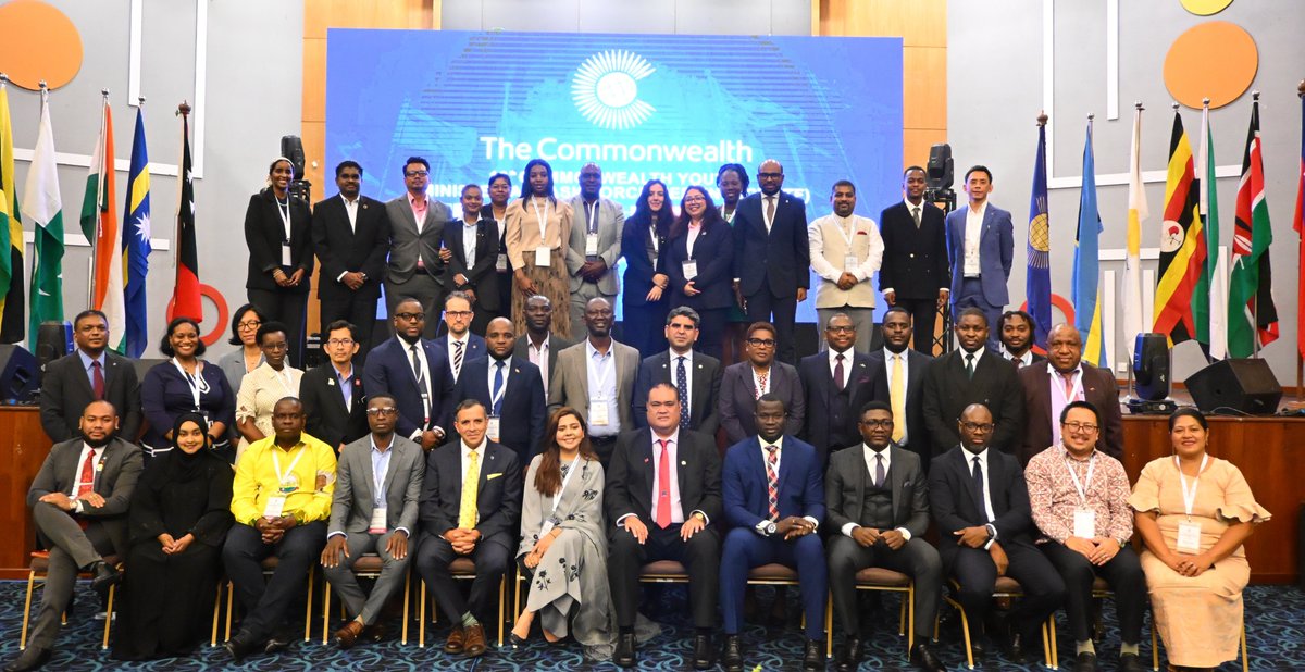 commonwealthsec's tweet photo. Senior officials gathered at the 10th Commonwealth Youth Ministerial Task Force ahead of the 5th Global Youth Work Conference in Malaysia.

Ministers and leaders reaffirmed youth as drivers of change across the Commonwealth and championed sustained investment in young people.

Read more 🔗 https://t.co/RbqiI69VbP

#GYWC2025