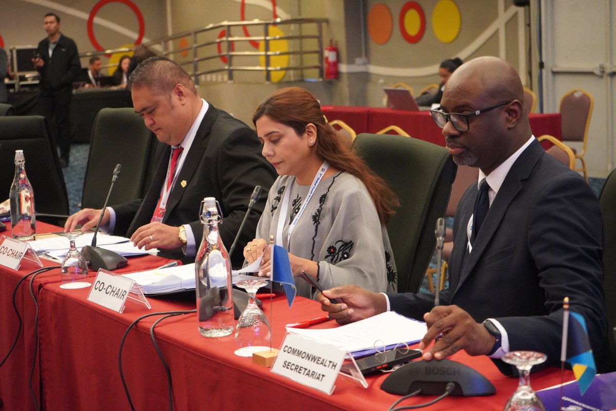commonwealthsec's tweet photo. Senior officials gathered at the 10th Commonwealth Youth Ministerial Task Force ahead of the 5th Global Youth Work Conference in Malaysia.

Ministers and leaders reaffirmed youth as drivers of change across the Commonwealth and championed sustained investment in young people.

Read more 🔗 https://t.co/RbqiI69VbP

#GYWC2025
