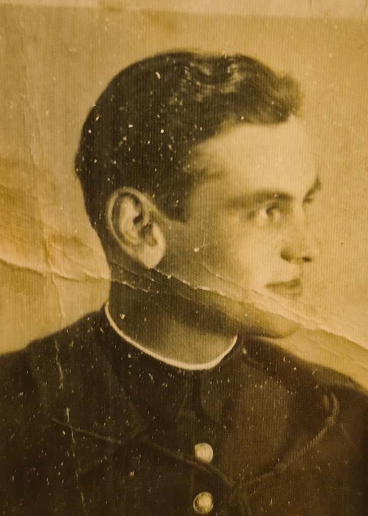 nowackirobin's tweet photo. @AuschwitzMuseum Happy Birthday from UK. Uncle #LechNowacki Polish Land Army #Poznan captured by SS tortured to death over 30 days breaking a different bone in body each day till he died, his blood stained shirt sent to mother. Father #CzechNowacki #PolishAirForce #RAF & #SOE
RN #RobinNowacki https://t.co/ASdRvFVEk6