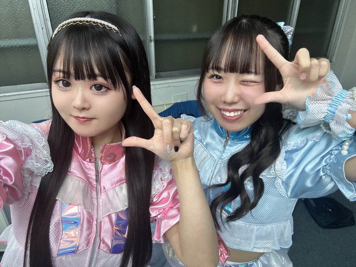 link___start's tweet image. 「火曜日から始めよう！」
ねおひなユニット

📍SOUNDNOTE OSAKA

お越しいただきありがとうございました🔥
〜   ・   〜   ・   〜   ・   〜   ・   〜   ・   〜
11/29(土) 主催ライブ
t.livepocket.jp/e/20251129_lin…

11/29(土) 清水美早生誕祭(大阪)
t.livepocket.jp/e/20251129_lin…

12/7(日)…