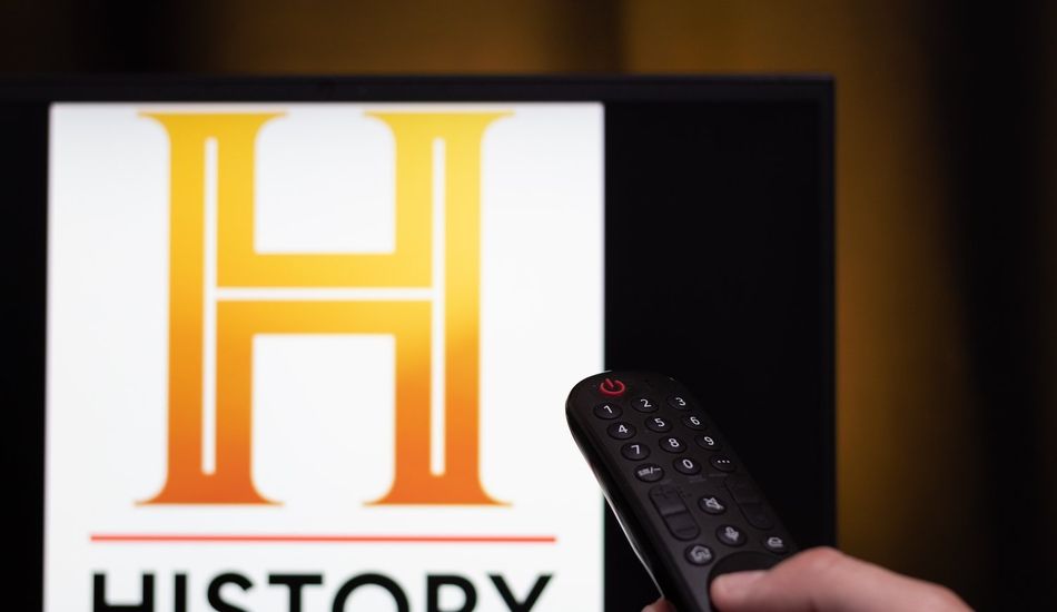 TechDropsNetBR's tweet image. A empresa por trás da atriz de IA Tilly Norwood está unindo forças com o History Channel para um novo programa com tecnologia de IA. Descubra os detalhes desta colaboração inesperada. #notícias  #IA #Historia #Tecnologia #Entretenimento
Link: pt.techdrops.news/post/criadores…