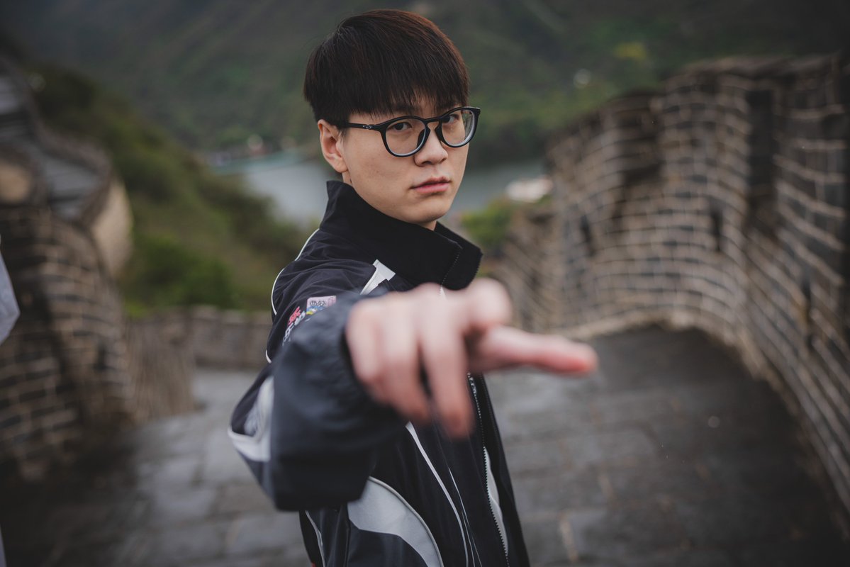 Sheep_Esports's tweet image. [OFFICIAL] 2021 World Champion Meiko 🇨🇳 announces he will take a competitive break via his stream:

&quot;I’m not young anymore — I’m already an old guy. You have to let people rest for a while so they can compete properly.”

The veteran support started his pro career on EDG in 2015.