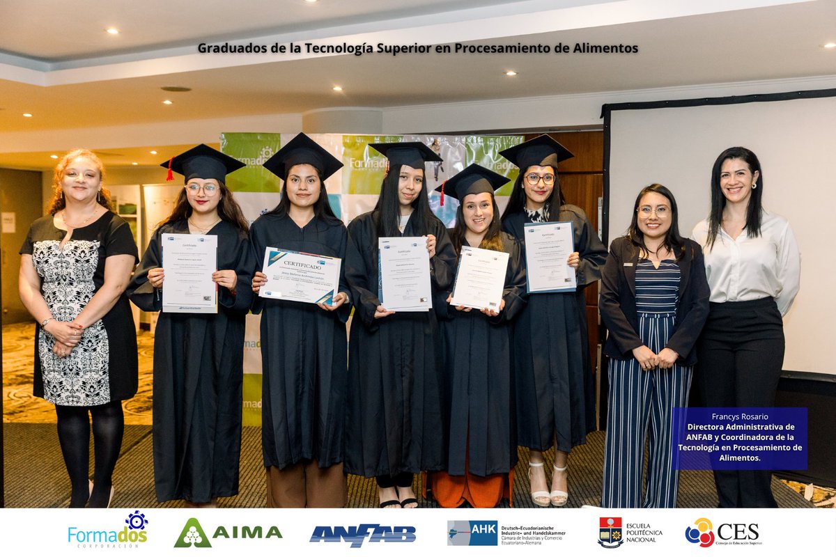 AIMAEcuador's tweet image. 🎓✨ En el Evento de Formación Dual para los sectores de Alimentos y Madera se entregaron los Certificados Alemanes a graduados de la EPN.

Un logro que fortalece la educación técnica y el talento para una #IndustriaForestalSostenible 🌱

#FormaciónDual