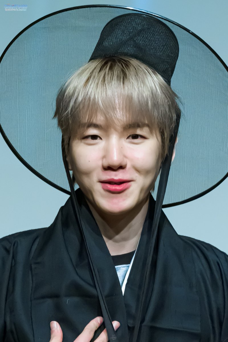 chany499's tweet image. 251118 위드뮤

#백현 #BAEKHYUN #ベクヒョン
#邊伯賢 #伯賢
@BAEKHYUN_INB100