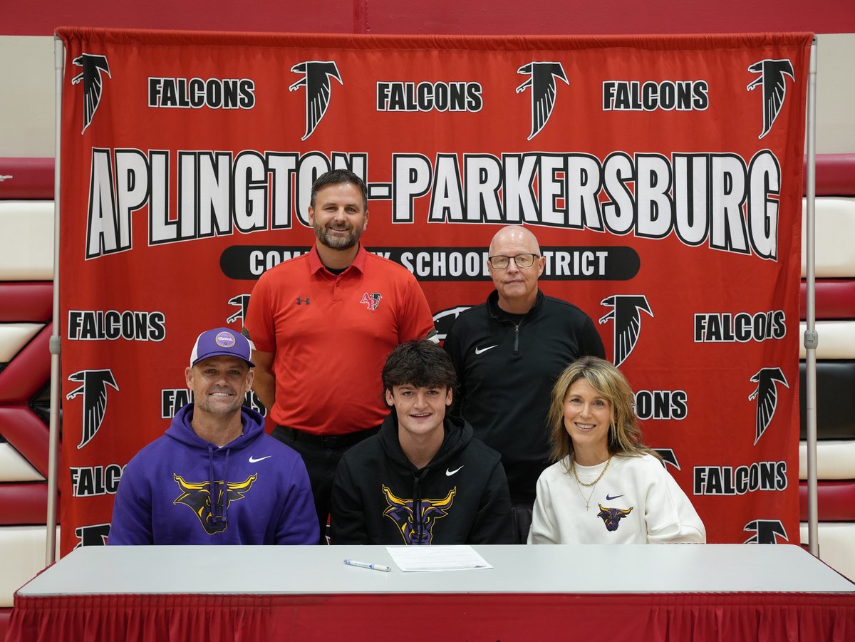 Congrats to <a href="/bennywaller5/">Benny Waller</a> for signing today with Minnesota State Mankato!  He will be a great addition to the golf program.<a href="/MNSUMankato/">Minnesota State Mankato</a>