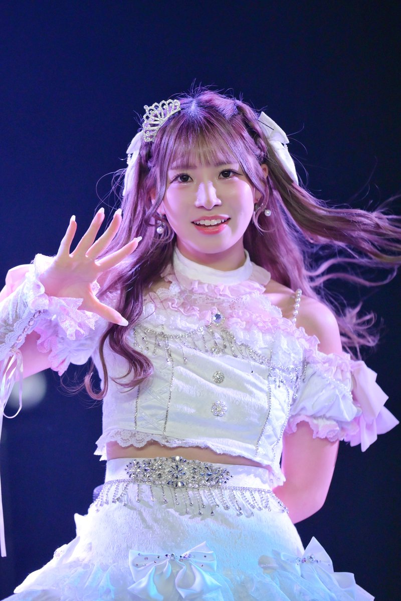 yosshinSPORTS's tweet image. 『 Ladybug vol.1 』 Zephyr Hall  2025年11月17日

カメラ見つける前の方が自然体でいい写真が撮れてるような〜

  #image #いまーじゅ　 #有栖れな