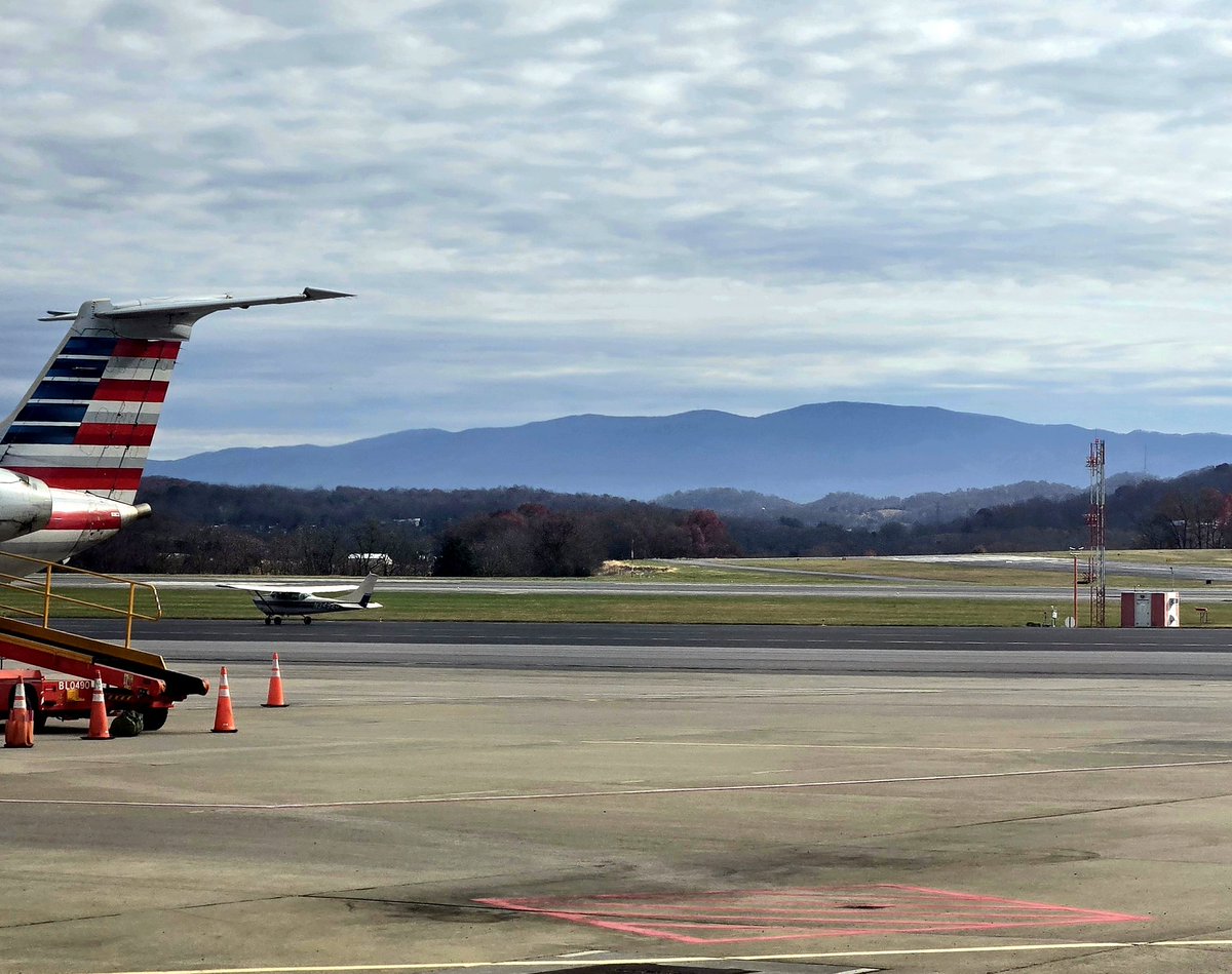 Show me a better runway than in East Tennessee. 🛫