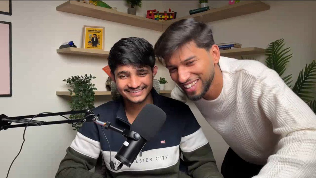 stackarnav's tweet image. 📆Day 44 @sheryians_ Cohort 2.0 💻⚡
Today we learned some real JavaScript superpowers:

⏳ setInterval
⏱️ setTimeout
🛑 clearInterval

Crazy how just a few functions can control timing, animation-like effects, and scheduled actions in a website 🔥
Huge thanks to @sarthacksharma…